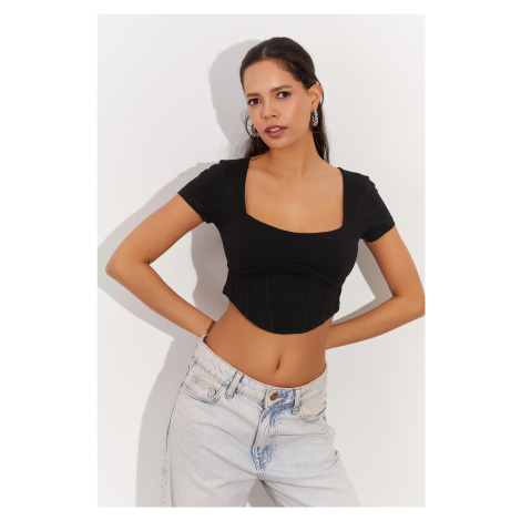 Cool & Sexy Women's Black Square Collar Crop Blouse RX420