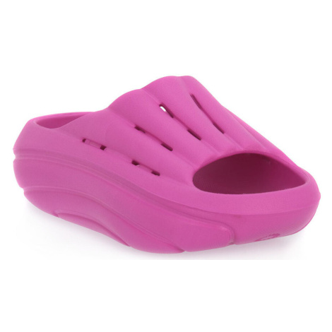 UGG DRAGON FRUIT FOAMO SLIDE Zelená