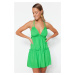 Trendyol zelené mini tkané s volánky plážové šaty