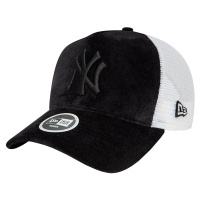 New-Era New York Yankees Velour Trucker Cap Černá