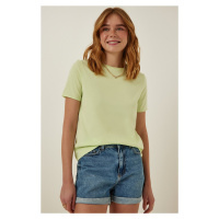 Happiness İstanbul Women's Light Green Crew Neck Basic Knitted T-Shirt