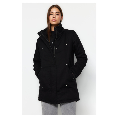 Trendyol Black Shearling Parka kabát s kapucí