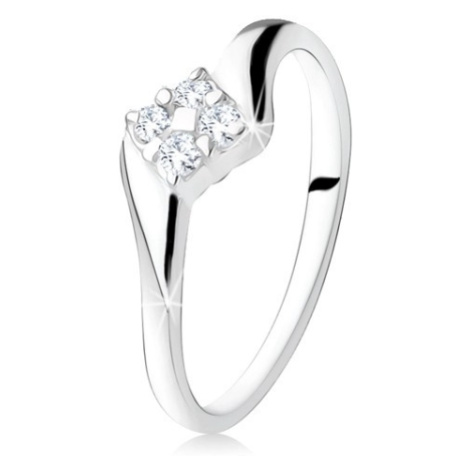 Stříbrný zásnubní prsten 925, čtverec ze zirkonů mezi rameny Šperky eshop