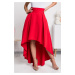 Červená asymetrická sukně