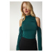 Happiness İstanbul Women's Emerald Green Open Shoulder Detailed Knitted Blouse