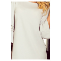 Světle šedé dámské šaty s krajkou na rukávech model 5917691