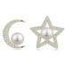 Náušnice ze žlutého zlata 585 - měsíc a hvězda, bílá sladkovodní perla, zirkony