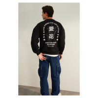 Trendyol Limited Edition Black Crew Neck Long Sleeve Sweatshirt