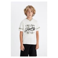 DEFACTO Boy's V-Neck Printed Short Sleeve T-Shirt