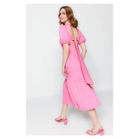 Trendyol růžové tkané zadní detailní midi tkané šaty
