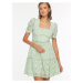 Světle zelené dámské vzorované krátké šaty Trendyol