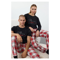 Trendyol Women's Couple Black 100% Cotton Plaid Knitted Pajama Set with Slogan and Heart