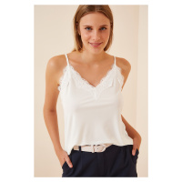 Happiness İstanbul Women's White Lace Knitted Blouse