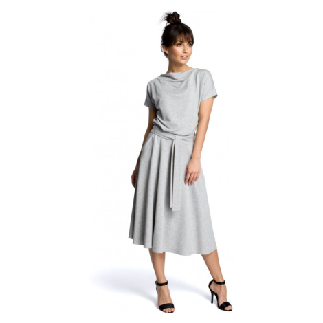 B067 Rozšířené šaty - šedé BeWear