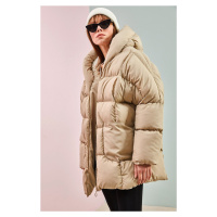Bianco Lucci Dámský béžový velký dvojitý kapesní oversize péřový kabát s kapucí