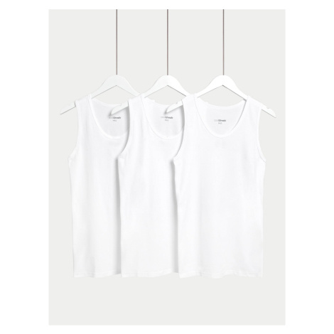 Sada tří pánských basic tílek v bílé barvě s technologií Cool & Fresh™ Marks & Spencer