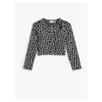 Koton Crop T-Shirt Window Detail Long Sleeve Leopard Pattern Round Neck