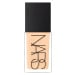 NARS Light Reflecting Foundation rozjasňující make-up pro přirozený vzhled odstín SALZBURG 30 ml