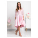Světle růžové asymetrické šaty s krajkou