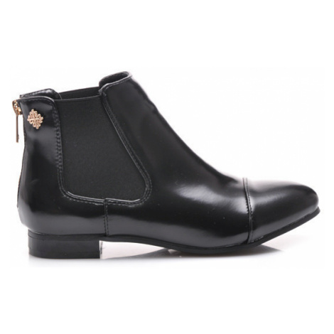 Perfektní černé kotníčkové boty s elastickými vsadkami