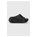 Pantofle Crocs Classic Crush Slide dámské, černá barva, na platformě, 207670
