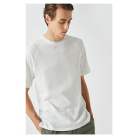 Koton Basic T-Shirt. Crew Neck Textured Raglan Sleeve Detail.