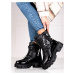 Moderní dámské černé kotníčkové boty bez podpatku