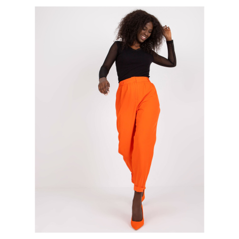 Oranžové látkové kalhoty s rovnými nohavicemi RUE PARIS Fashionhunters