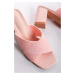 Světle růžové pantofle na hrubém podpatku Ruby