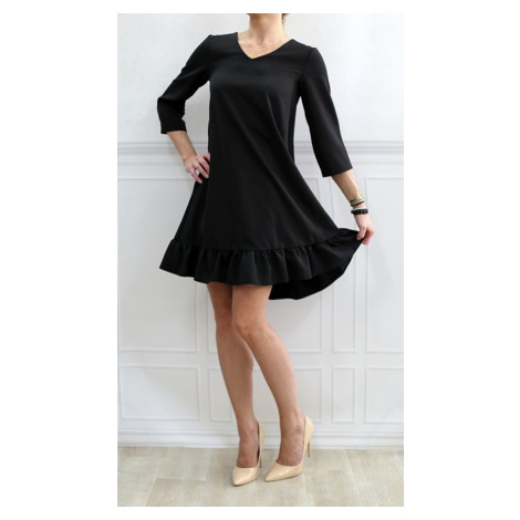 Černé šaty s volánem model 6768864 - INPRESS