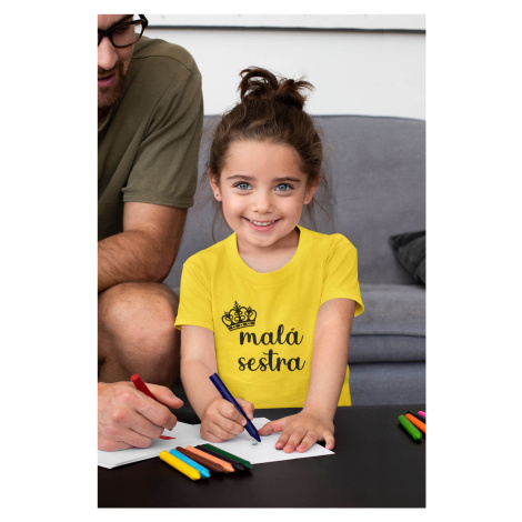 MMO Dětské tričko Malá sestra Barva: Žlutá