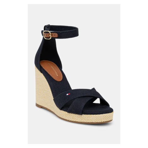 Sandály Tommy Hilfiger FLAG HIGH WEDGE ESPAD CRISSCROSS tmavomodrá barva, FW0FW08661
