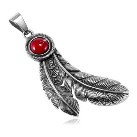 Ocelový patinovaný přívěsek, kulatý červený kamínek a indiánská pírka Šperky eshop