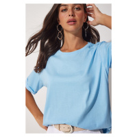 Happiness İstanbul Women's Sky Blue Crew Neck Cotton Loose Knitted T-Shirt