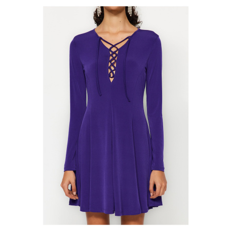 Šaty s dlouhým rukávem Trendyol