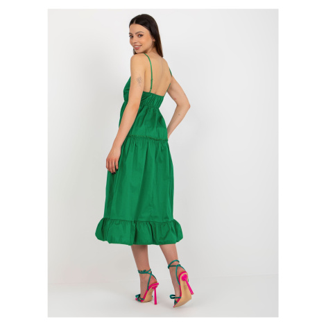 Zelené rozevláté šaty s volánkem OCH BELLA Fashionhunters