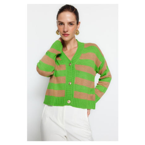 Trendyol zelený pruhovaný pletený svetr s výstřihem do V