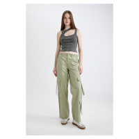 DEFACTO Wide Leg Cargo Pocket Normal Waist Standard Length Gabardine Trousers