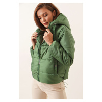 By Saygı Elastická kapsa v pase s kapucí s podšívkou Péřový kabát tmavě zelený
