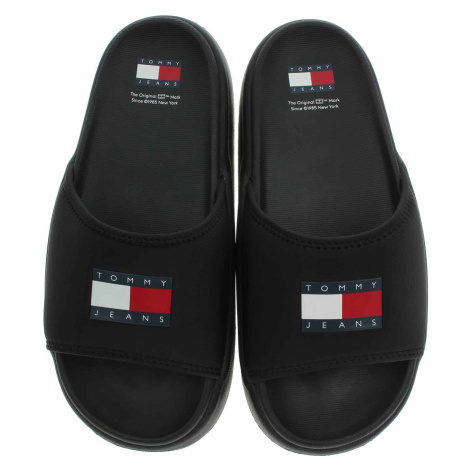 Plážové pantofle Tommy Hilfiger EN0EN02448 BDS black