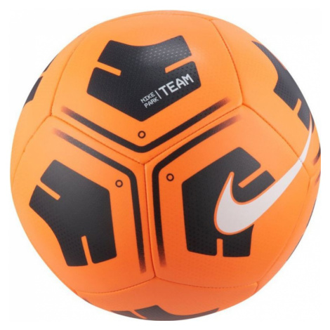 Fotbalový míč Nike Park Team Football CU8033 810 04.0