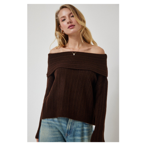 Happiness İstanbul Women's Brown Madonna Collar Knitwear Sweater