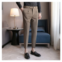 Společenské pánské kalhoty s opaskem v ceně