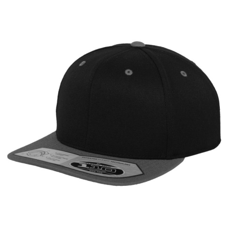 Kšiltovka // Flexfit 110 Fitted Snapback blk/gry