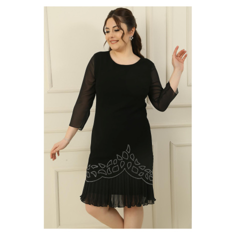 By Saygı Chiffon Pleated Stone Detailed Plus Size Crepe Dress With Sleeves And Both