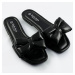 Černé dámské pantofle s mašlí model 17360271