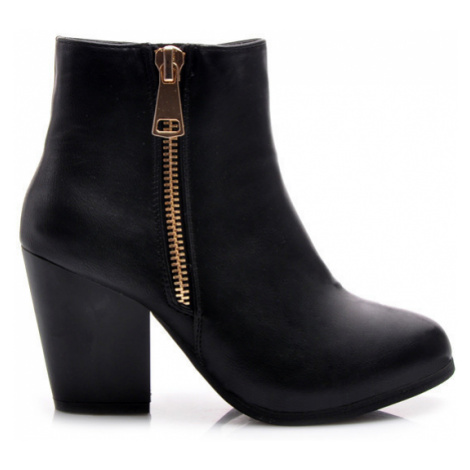 Parádní černé kotníčkové dámské boty s módním zipem American Club