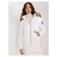 Bílá zimní bunda s odepínací kapucí