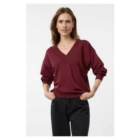 Trendyol Burgundy Oversize/Wide Fit Thick V-neck Knitted Sweatshirt
