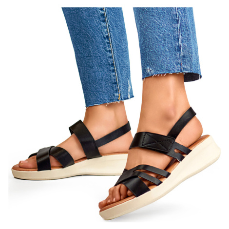 pohodlné dámské sandály na suchý zip s nízkým klínkem Primo